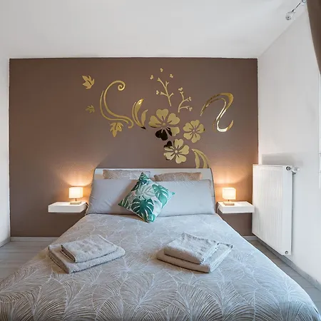 Appartement Spacieux - 4 Pers' - Balcon - 2 Lits - Parking